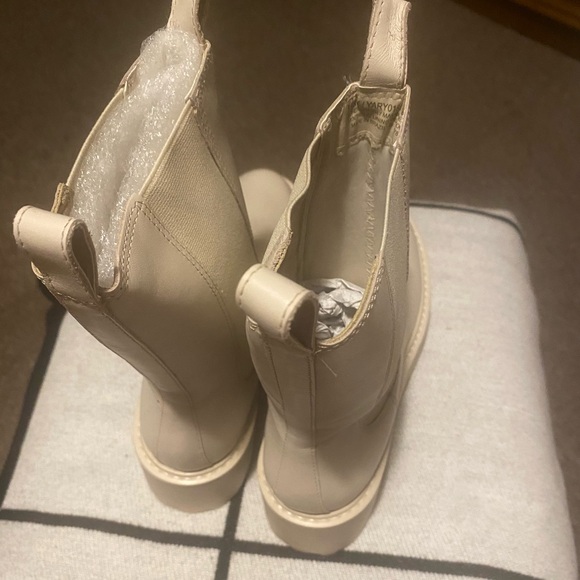 Steve Madden boots - Picture 3 of 3